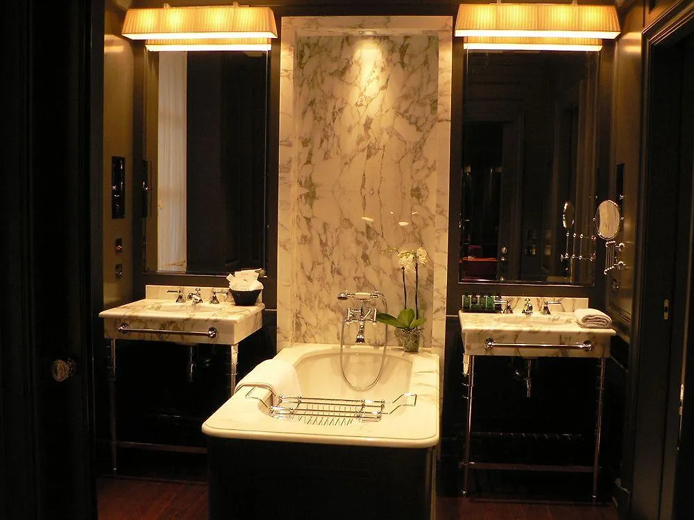 Marquis Faubourg Saint-honore Relais & Chateaux 5*