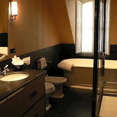 Marquis Faubourg Saint-honore Relais & Chateaux Hotel Paris