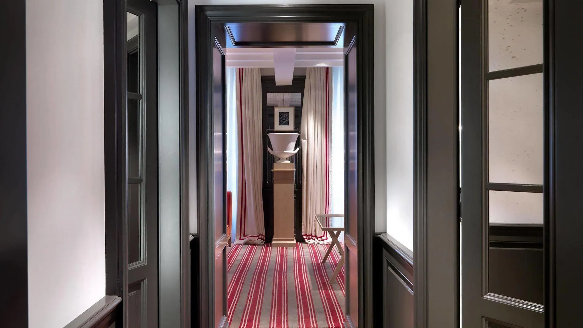 Hotel Marquis Faubourg Saint-honore Relais & Chateaux 5*