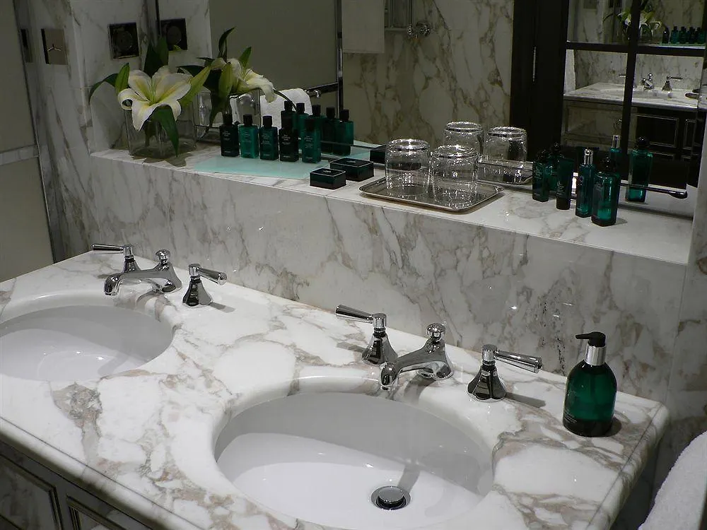 Marquis Faubourg Saint-honore Relais & Chateaux Hotel 5*