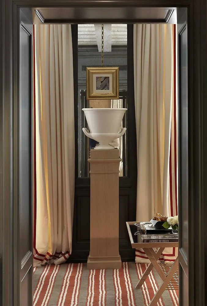 Marquis Faubourg Saint-honore Relais & Chateaux Hotel 5*