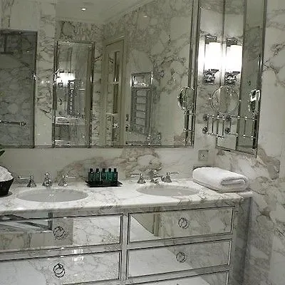 Marquis Faubourg Saint-honore Relais & Chateaux 5*